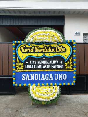 Papan Bunga Duka di Bajo